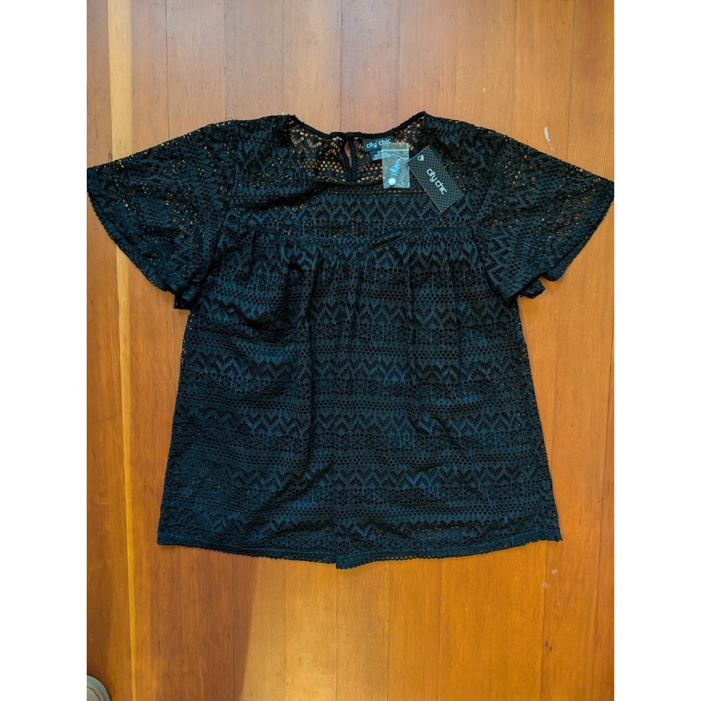 City Chic NWT black lace top size  16 short sleeve lightweight macys mixed media